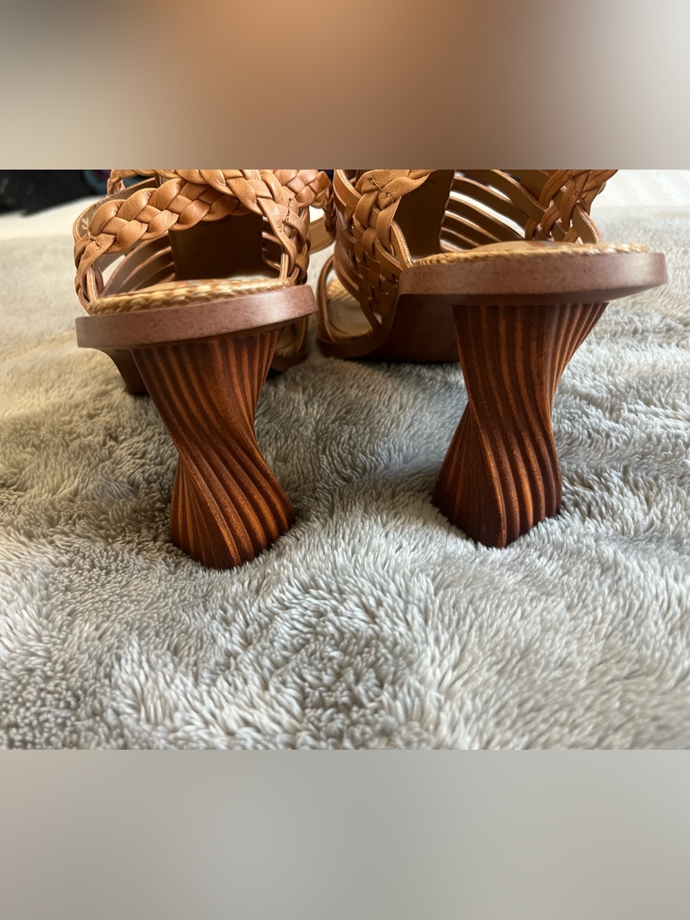 Sam Edelman Holland Twisted Heel Sandal - Picture 3 of 12